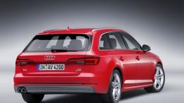 Audi A4 B9 Avant 3.0 TDI quattro (2016) - tył - reflektory włączone