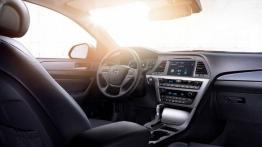 Hyundai Sonata LF Plug-in Hybrid (2016) - widok ogólny wnętrza z przodu