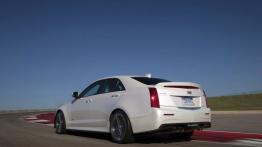 Cadillac ATS-V Sedan (2016) - widok z tyłu