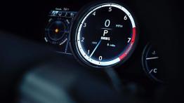 Lexus RX IV 350 F-Sport (2016) - obrotomierz