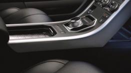 Land Rover Range Rover Evoque Facelifting (2016) - tunel środkowy między fotelami