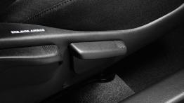 Toyota Avensis 2006 - sterowanie regulacją foteli