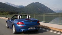 BMW Z4 E89 Facelifting Estoril Blue (2016) - widok z tyłu