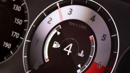 Jaguar XJ X351 Facelifting (2016) - obrotomierz