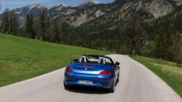 BMW Z4 E89 Facelifting Estoril Blue (2016) - widok z tyłu