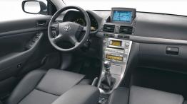 Toyota Avensis 2006 - pełny panel przedni
