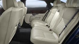 Jaguar XJ X351 Facelifting (2016) - tylna kanapa