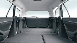 Toyota Avensis 2006 - tylna kanapa