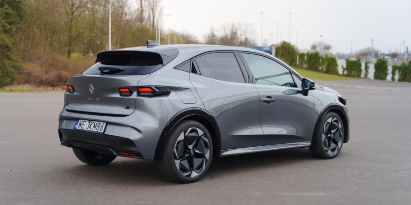 Renault Clio E-Tech full hybrid esprit Alpine ma styl i charakter. Takie miejskie auta lubię