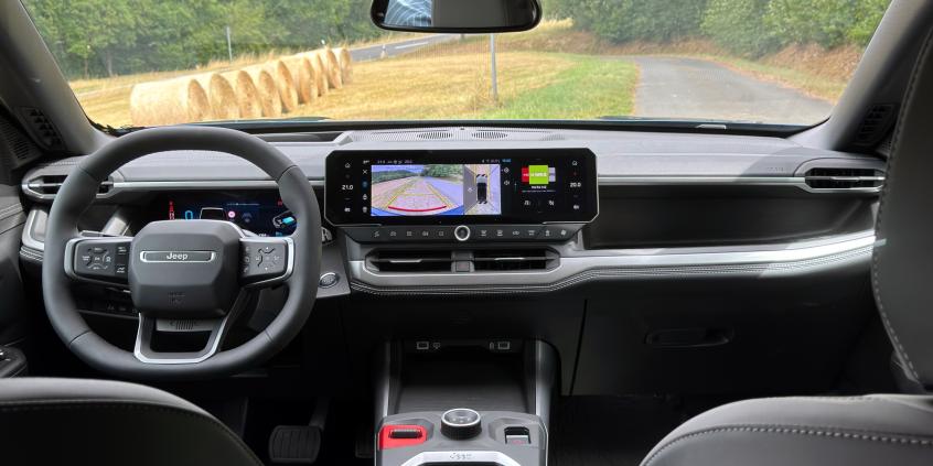 Pierwsza jazda: Jeep Compass 4xe udowadnia, że elektryk też nadaje się w teren