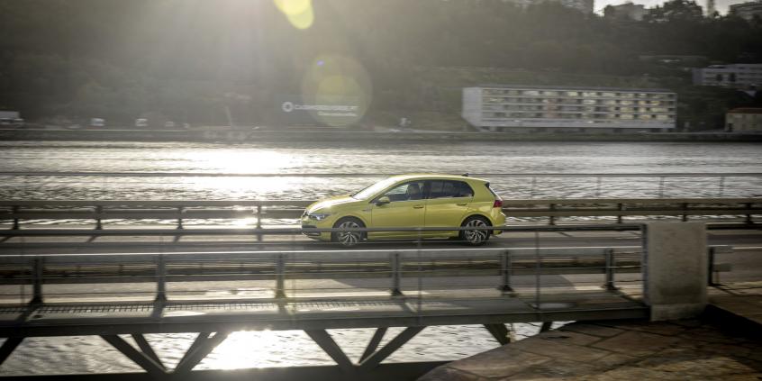 SILNA OFERTA - żaden samochód w klasie nie oferuje takiego wyboru napędów, co Golf ósmej generacji