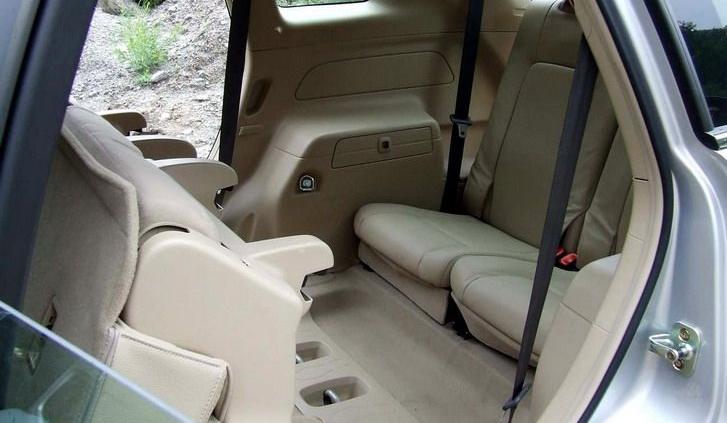 7-osobowe SUV-y za mniej niż 40 tys. zł. Jak duży jest wybór?