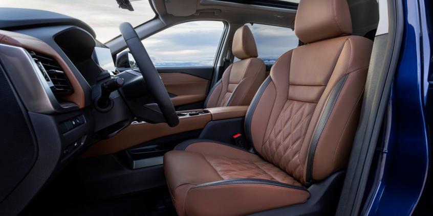 Nissan X-Trail 2026 po liftingu. Google na pokładzie i technologia "przezroczystej maski"