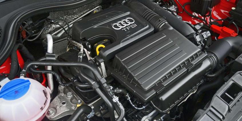 Audi A1 Sportback 1,4 TFSI S-Tronic S-Line - czerwony łobuz