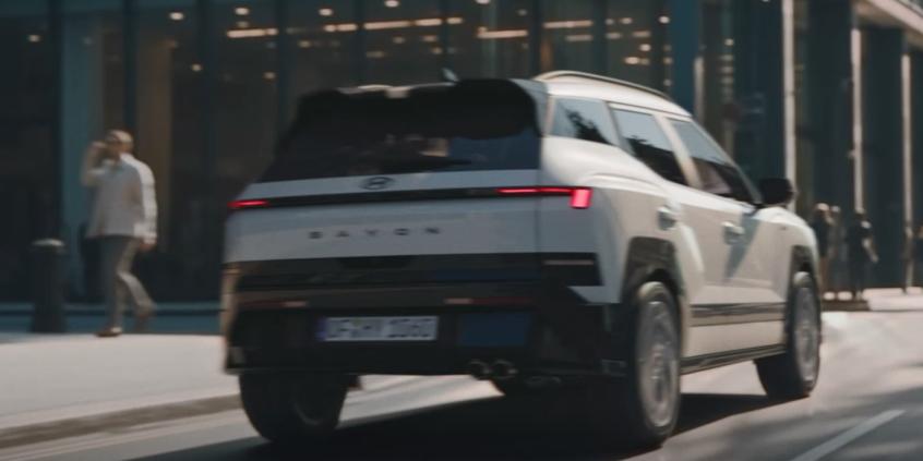 Hyundai Bayon mocno urósł i dostał napęd, którego wcześniej nie miał. Teraz namiesza w gamie marki