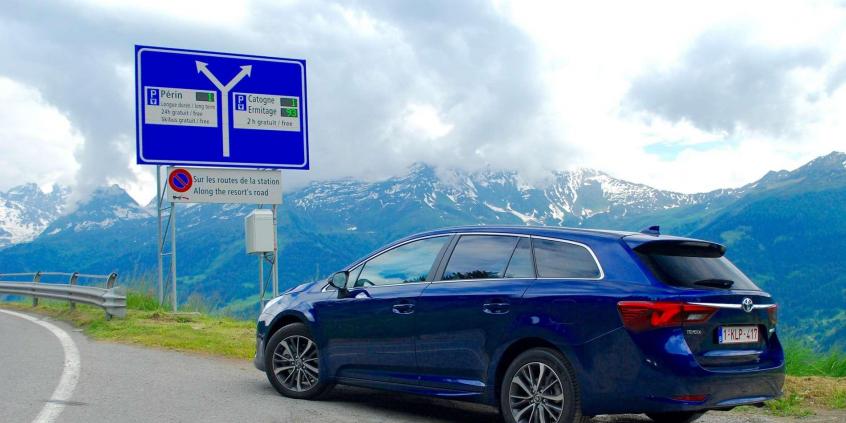 Toyota Avensis FL - europejska premiera