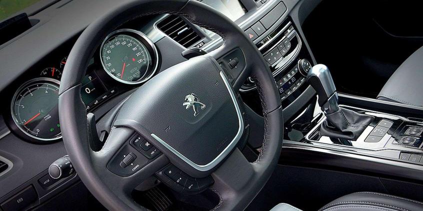 Peugeot 508 RXH - biały kruk