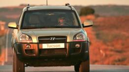 Hyundai Tucson 2007 - widok z przodu
