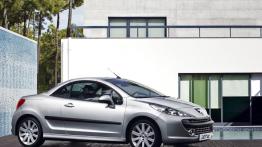 Peugeot 207 CC 2007 - prawy bok