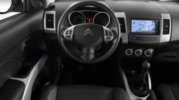 Citroen C-Crosser 2007 - kokpit