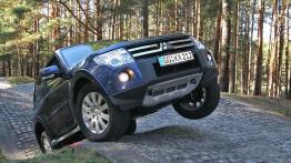 Mitsubishi Pajero 2007 - widok z przodu