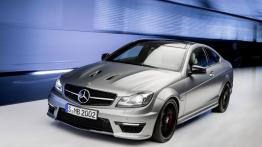 Mercedes C63 AMG Edition 507 - widok z przodu