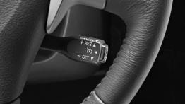 Toyota Corolla Sedan 2007 - sterowanie w kierownicy