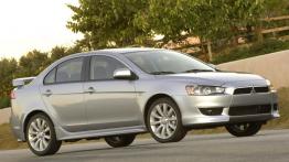 Mitsubishi Lancer 2007 - prawy bok