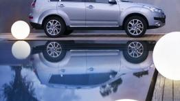 Citroen C-Crosser 2007 - prawy bok
