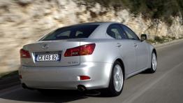 Lexus IS 2007 - widok z tyłu