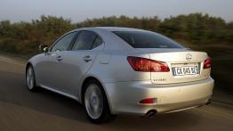Lexus IS 2007 - widok z tyłu