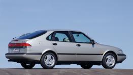 Saab 900 1997 - prawy bok