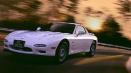 A w żyłach sportowa krew - Mazda RX7