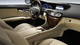 Mercedes Klasa CL 2007 - pełny panel przedni