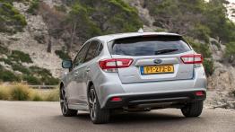 Subaru Impreza (2017) - widok z tyłu