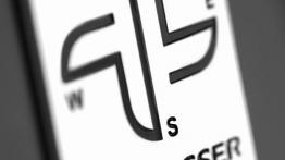 Citroen C-Crosser 2007 - emblemat boczny