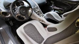 Aston Martin One-77 - pełny panel przedni