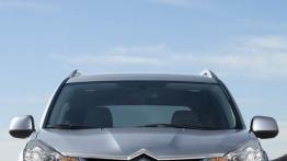 Citroen C-Crosser 2007 - przód - reflektory wyłączone