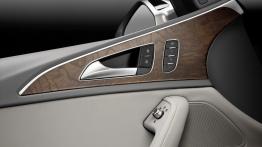 Audi A6 C7 - sterowanie w drzwiach