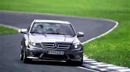 Mercedes Klasa C AMG 2007 - widok z przodu