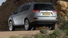 Citroen C-Crosser 2007 - tył - reflektory wyłączone