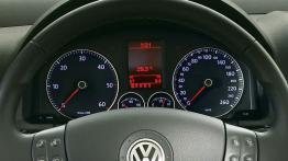 Volkswagen Golf V 2007 - deska rozdzielcza