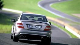 Mercedes Klasa C AMG 2007 - widok z tyłu