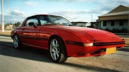 A w żyłach sportowa krew - Mazda RX7