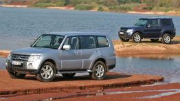 Mitsubishi Pajero 2007 - lewy bok