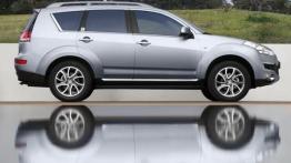 Citroen C-Crosser 2007 - prawy bok