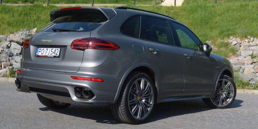 Porsche Cayenne S E-Hybrid - triumf techniki