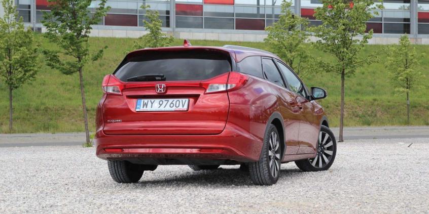 Honda Civic 1.6 i-DTEC - nad wyraz poprawna