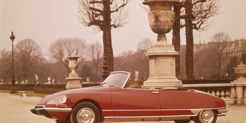 Citroen DS - Z kosmosu? Z nieba? Na pewno nie z tego świata