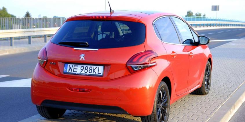 Peugeot 208 FL - na miasto w sam raz